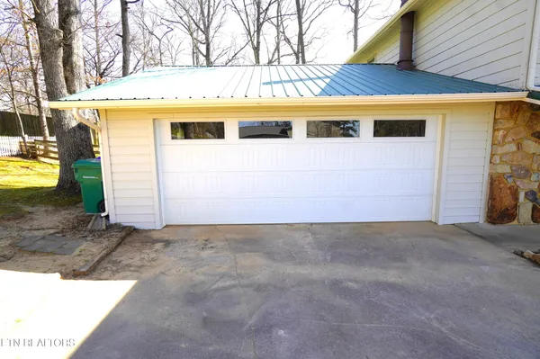 $324,900 | 720 White Oak Circle, Morristown, TN 37814