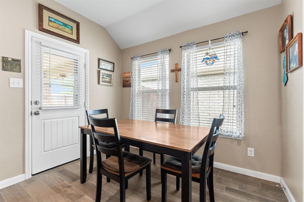 300 Copper Switch Drive Anna, TX 75409 - Photo 9 of 26 Breakfast area in kitchen