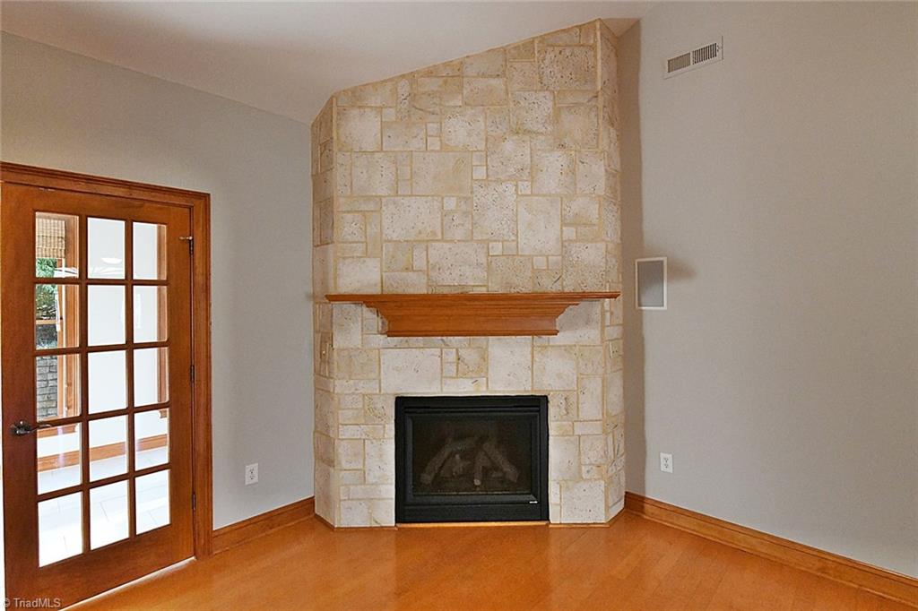 216 Sycamore Ridge Drive Bermuda Run, NC 27006 - Photo 5 of 22 Gallery Image 5