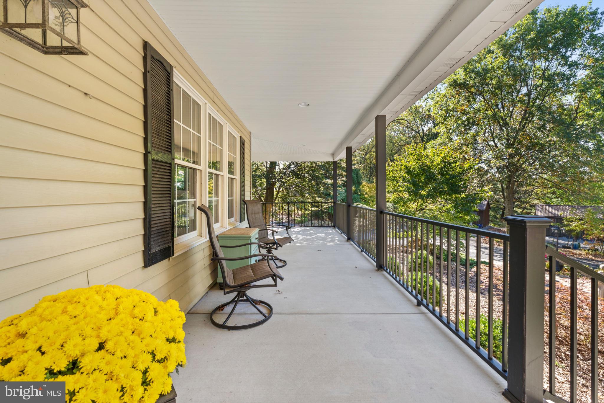 40 Christman Road Kutztown, PA 19530 - Photo 10 of 48 a view of balcony with wooden floor and seating space