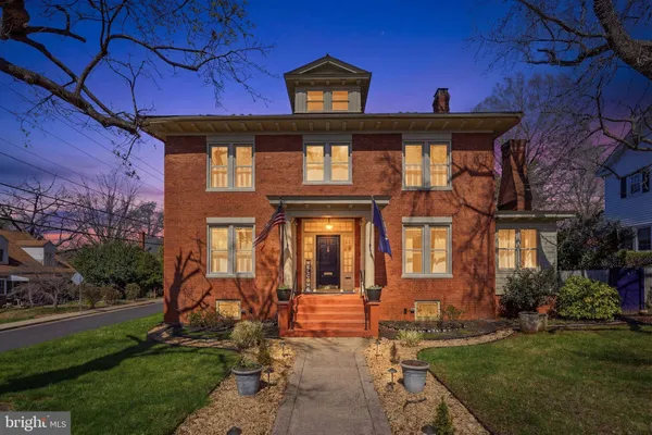 $924,900 | 222 West Park Avenue, Culpeper, VA 22701