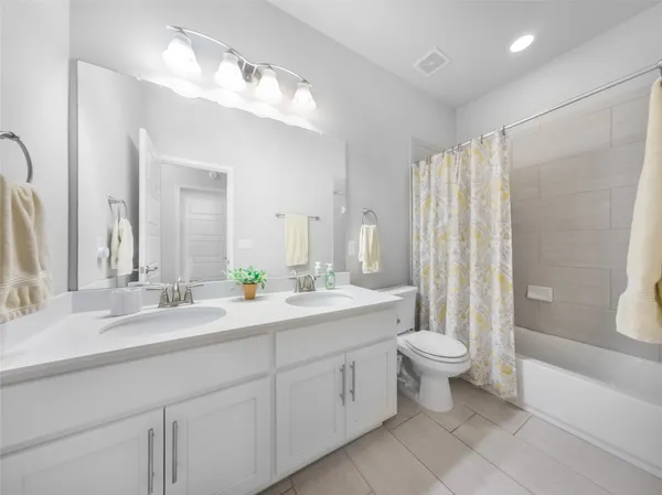 $370,000 | 13800 Lyndhurst Street, Unit 324, Austin, TX 78717