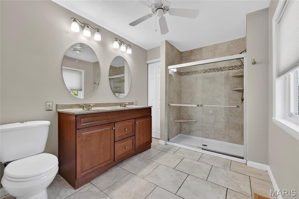 15424 Country Ridge Drive Chesterfield, MO 63017 - Photo 25 of 35