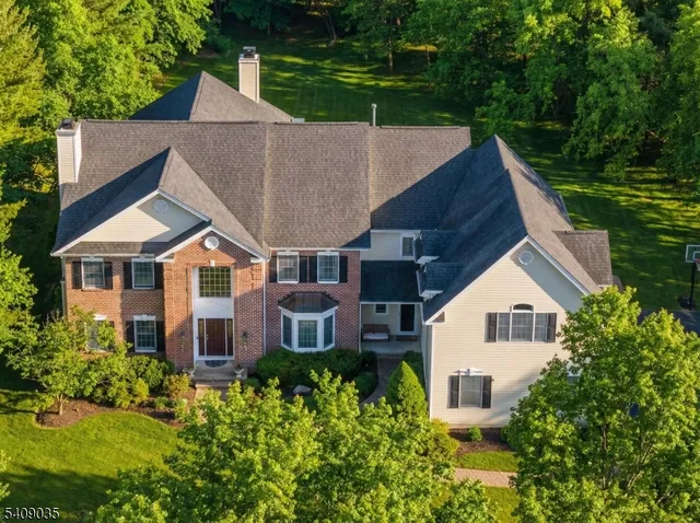 $2,225,000 | 24 Chelsea Court, Bernards, NJ 07920