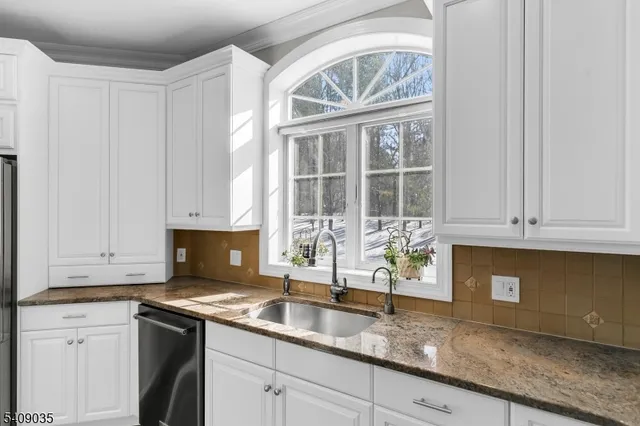 $2,225,000 | 24 Chelsea Court, Bernards, NJ 07920