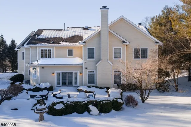 $2,225,000 | 24 Chelsea Court, Bernards, NJ 07920