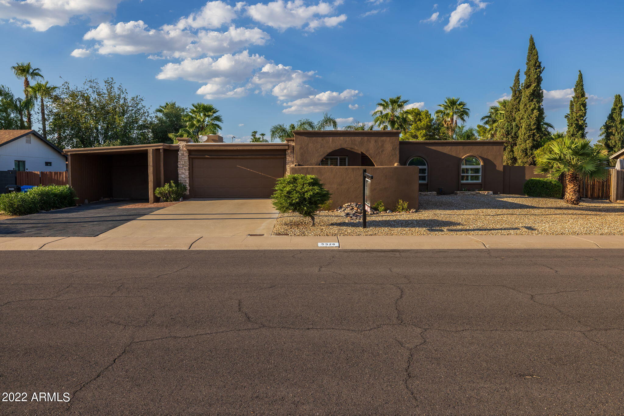 5326 East Redfield Road Scottsdale, AZ 85254 - Photo 5 of 47 5-web-or-mls-5326 E Redfield Rd Scottsda