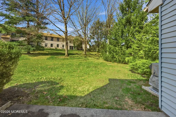 $397,500 | 12 Interlaken Court, Unit 7, Freehold, NJ 07728