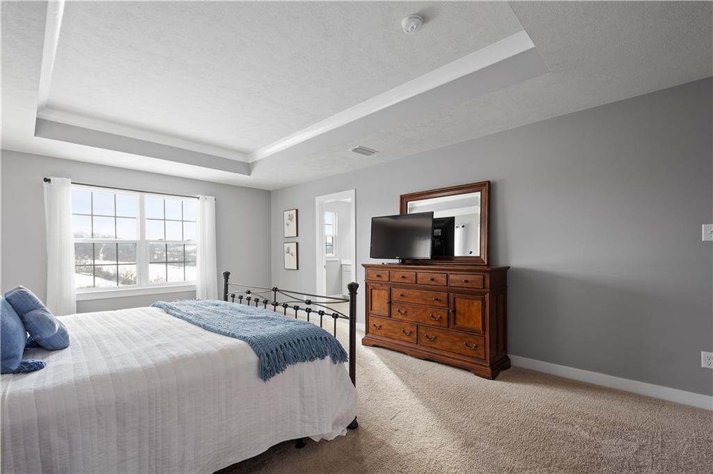 240 Regency Drive Eighty Four, PA 15330 - Photo 17 of 42