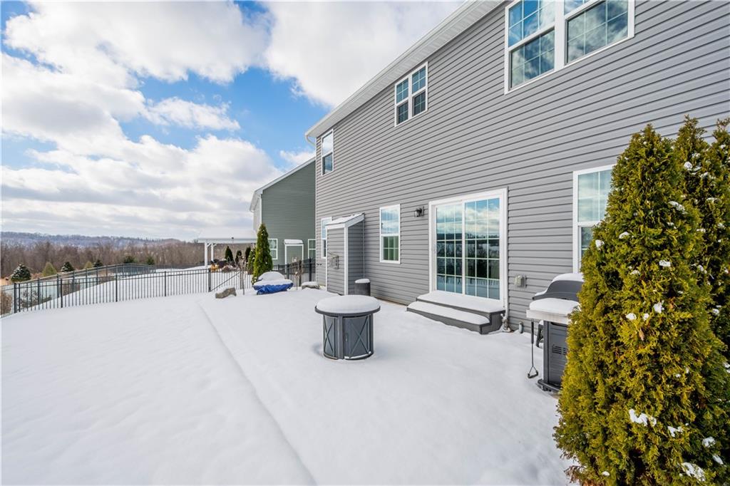 240 Regency Drive Eighty Four, PA 15330 - Photo 38 of 42