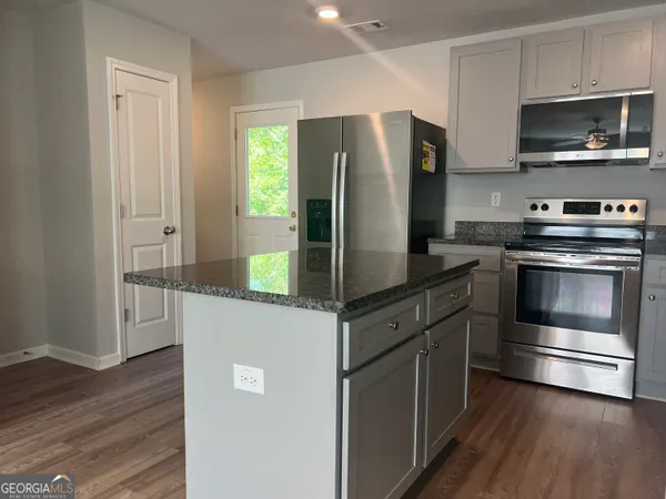 $1,950 | 431 Camella Circle, McDonough, GA 30252