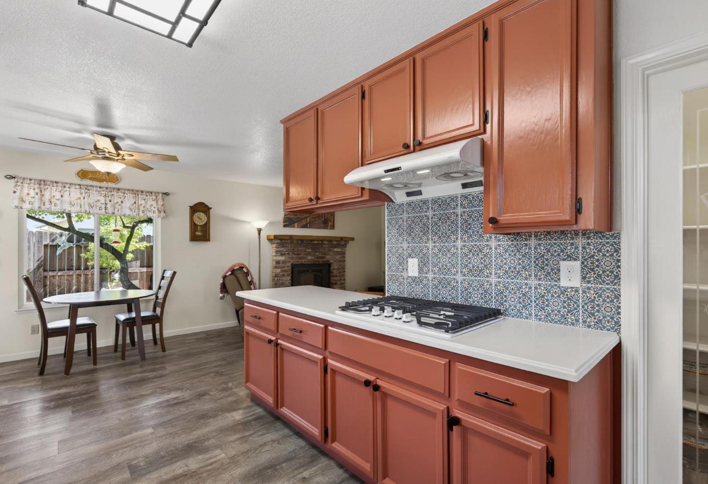 611 Copper Way Roseville, CA 95678 - Photo 15 of 48