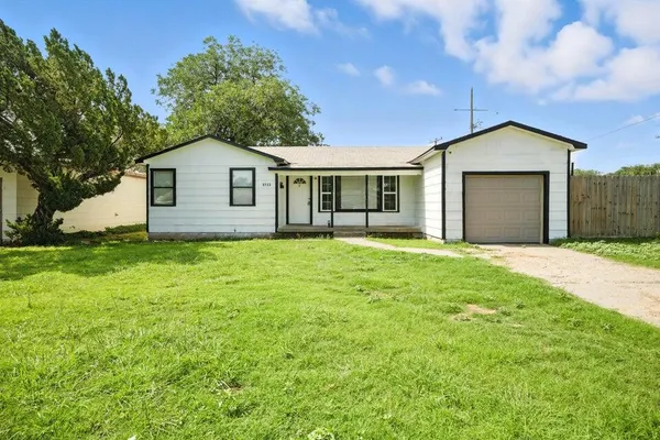 $1,100 | 5123 38th Street, Lubbock, TX 79414