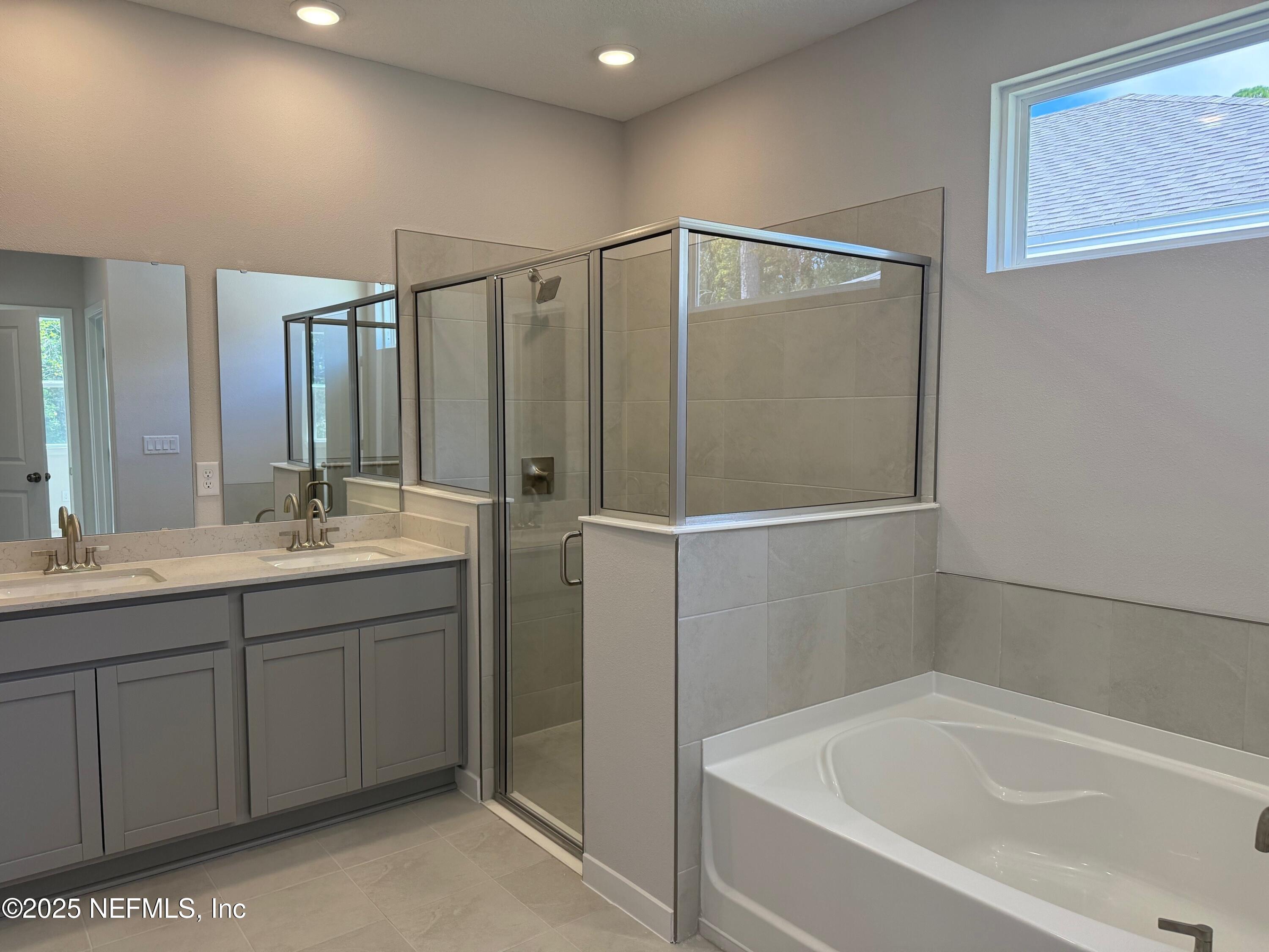 96477 Stillpoint Way Fernandina Beach, FL 32034 - Photo 13 of 15 Captiva 41 primary bath