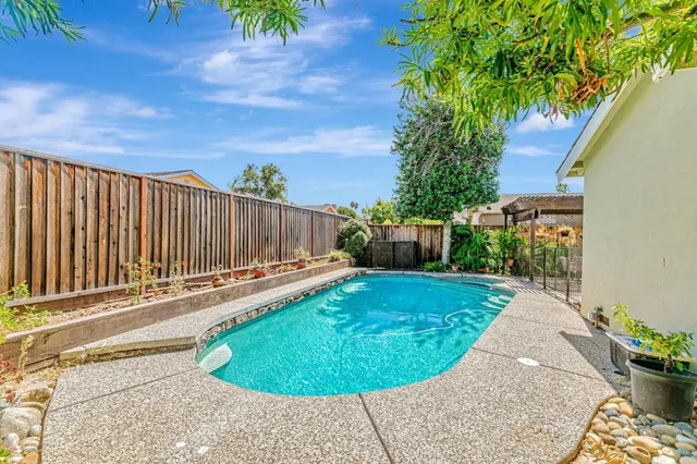 $1,699,998 | 3072 Chippenham Drive, San Jose, CA 95132