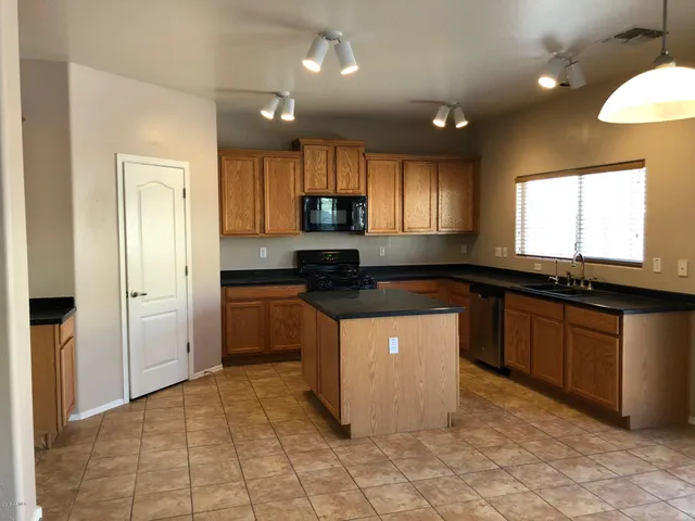 $2,995 | 11880 West Kinderman Drive, Avondale, AZ 85323