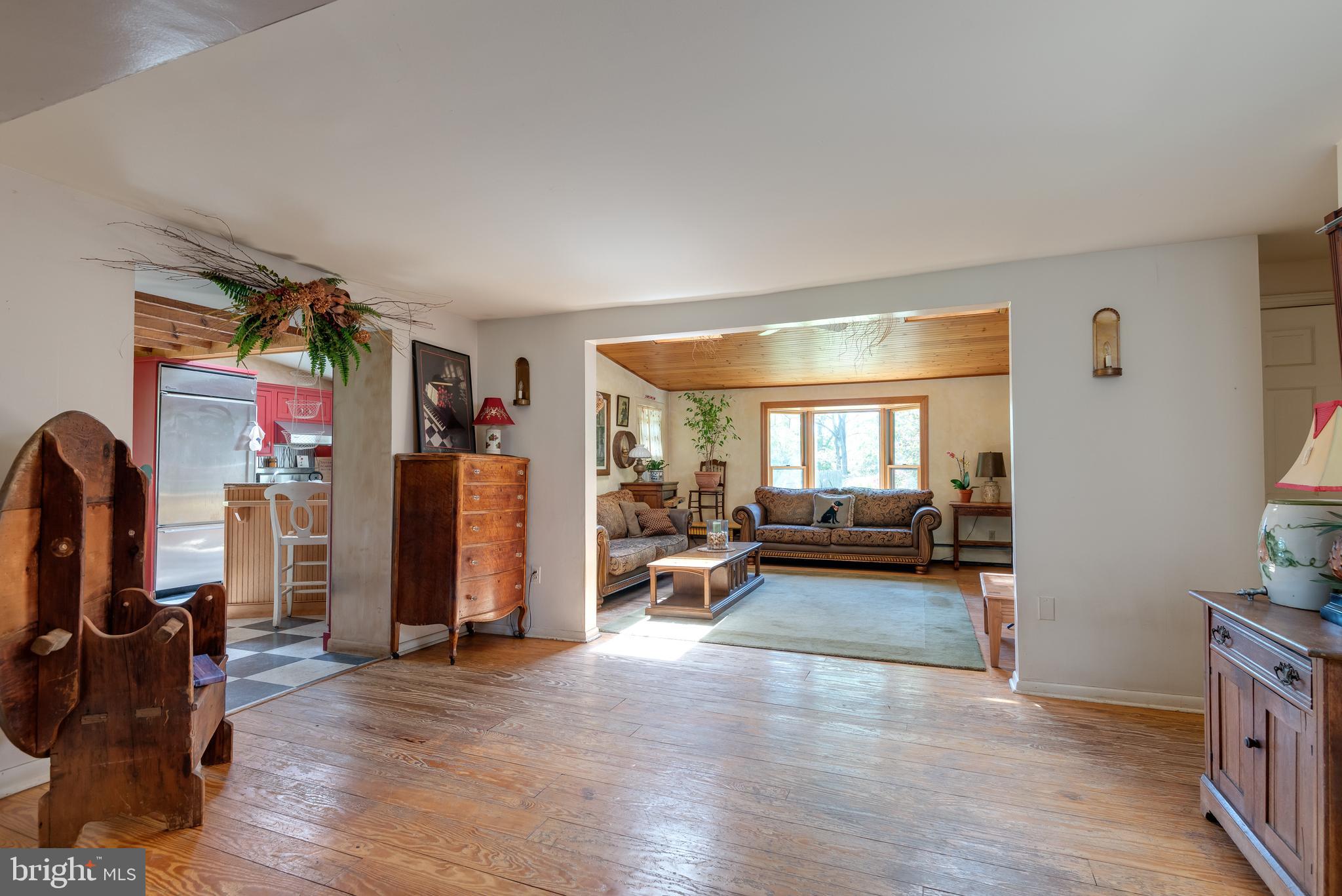 630 Walker Road Wayne, PA 19087 - Photo 3 of 33