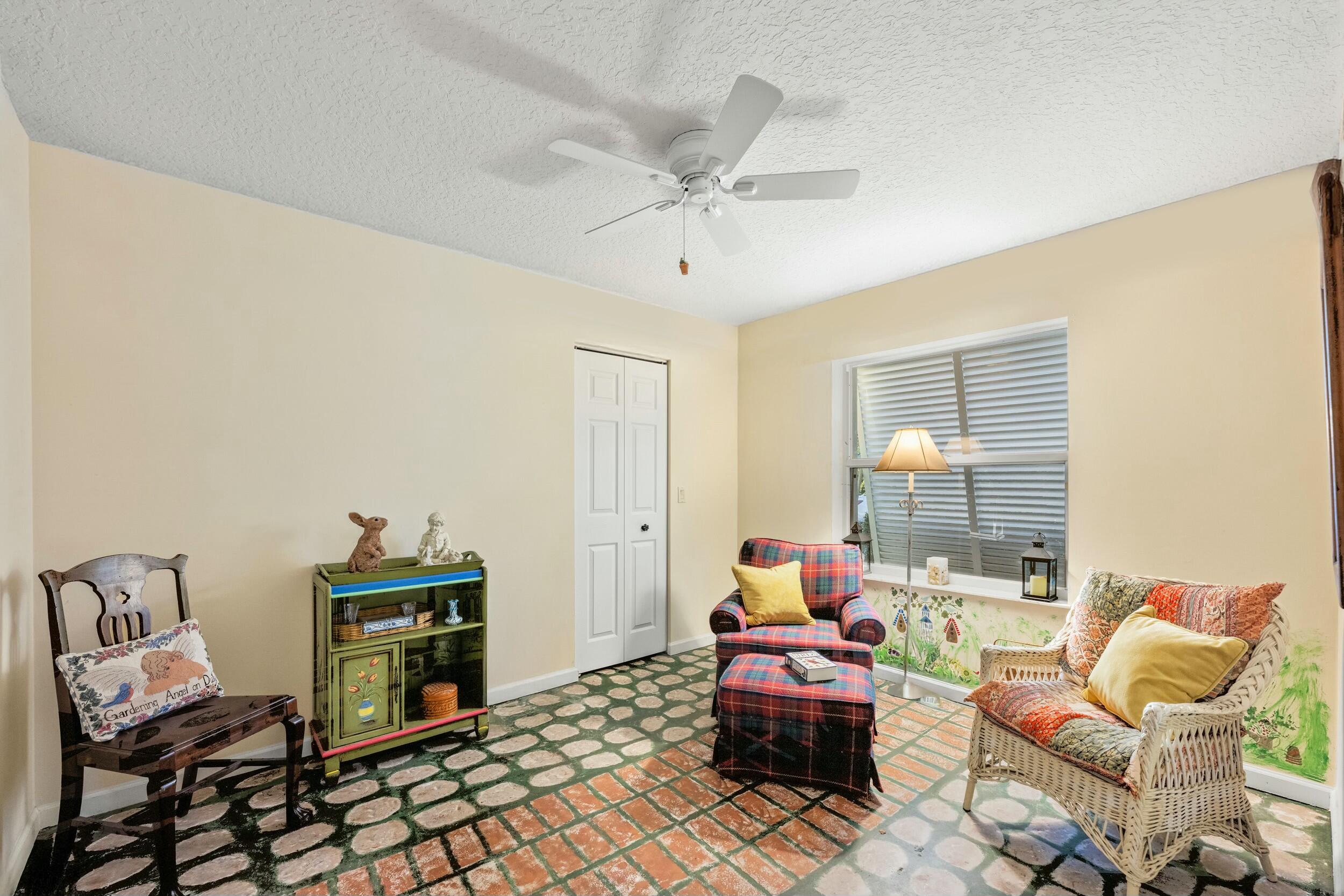 19077 Southeast County Line Road Jupiter, FL 33469 - Photo 29 of 74 3rd Bedroom