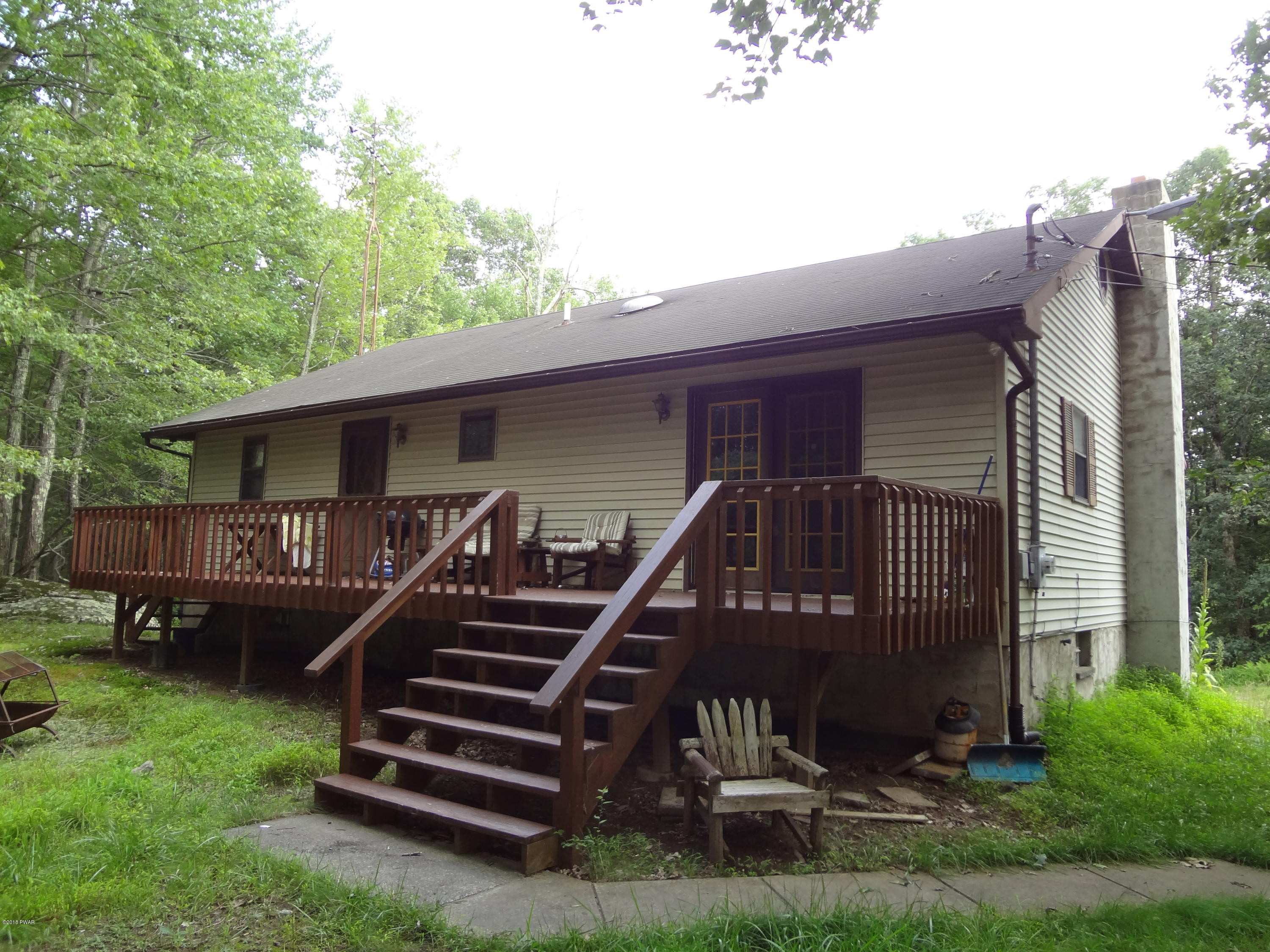 246 Perry Road Greentown, PA 18426 - Photo 5 of 24