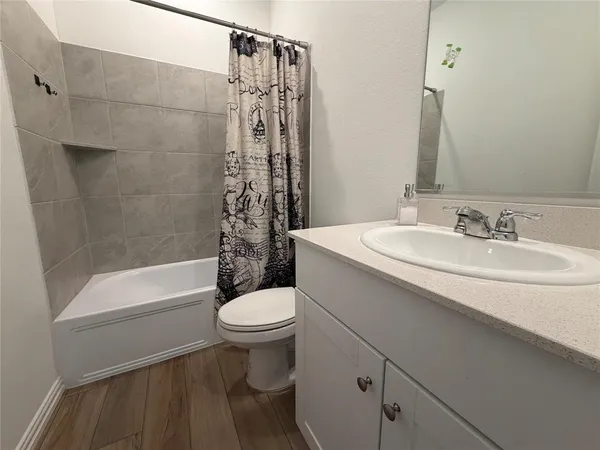 $1,895 | 2412 Bold Venture Drive, Forney, TX 75126