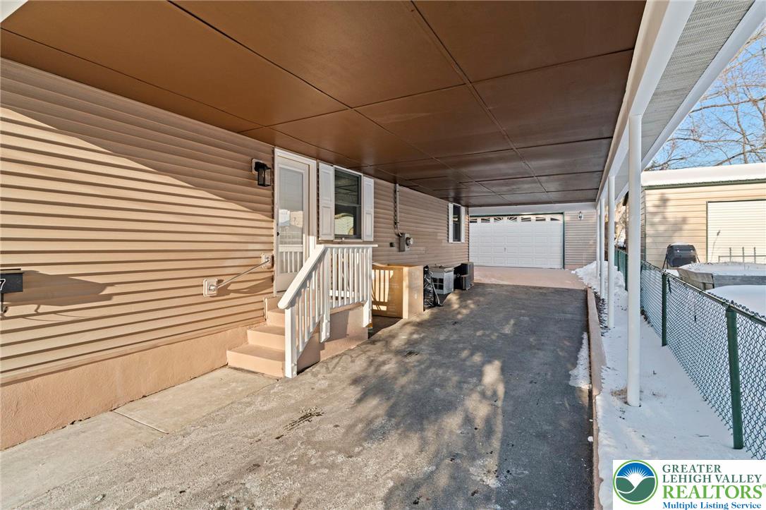 1307 Chestnut Street Marcus Hook, PA 19061 - Photo 3 of 34