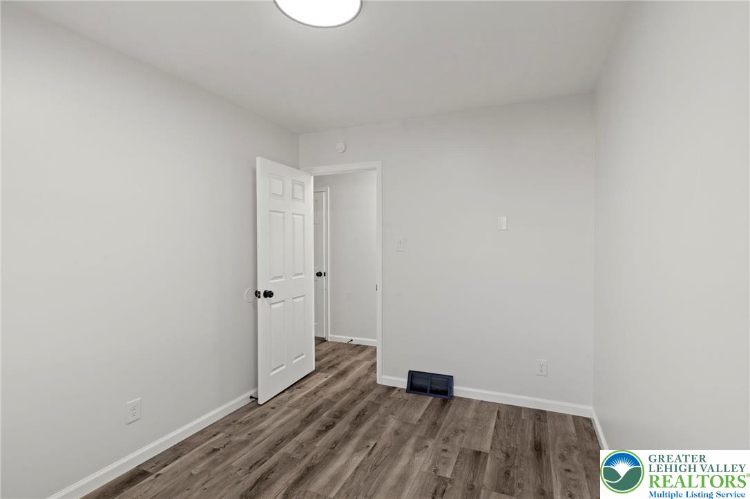 1307 Chestnut Street Marcus Hook, PA 19061 - Photo 9 of 34 Fresh paint and new vinyl floors