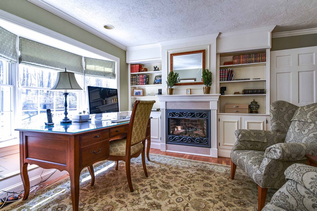 184 Ford Road Sudbury, MA 01776 - Photo 13 of 30 Gallery Image 13