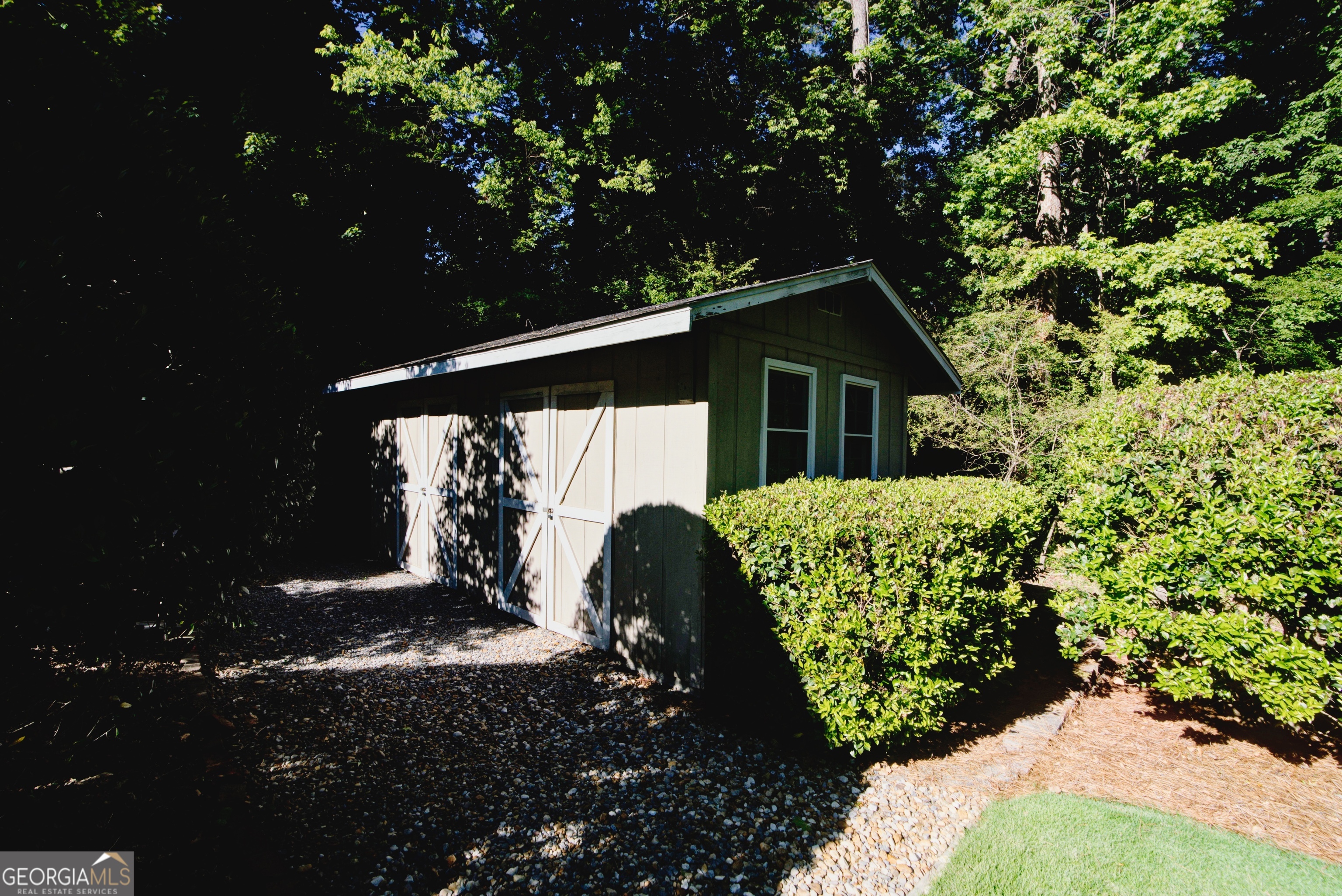 204 Green View Road Southwest Rome, GA 30165 - Photo 13 of 62 a front view of a house with garden