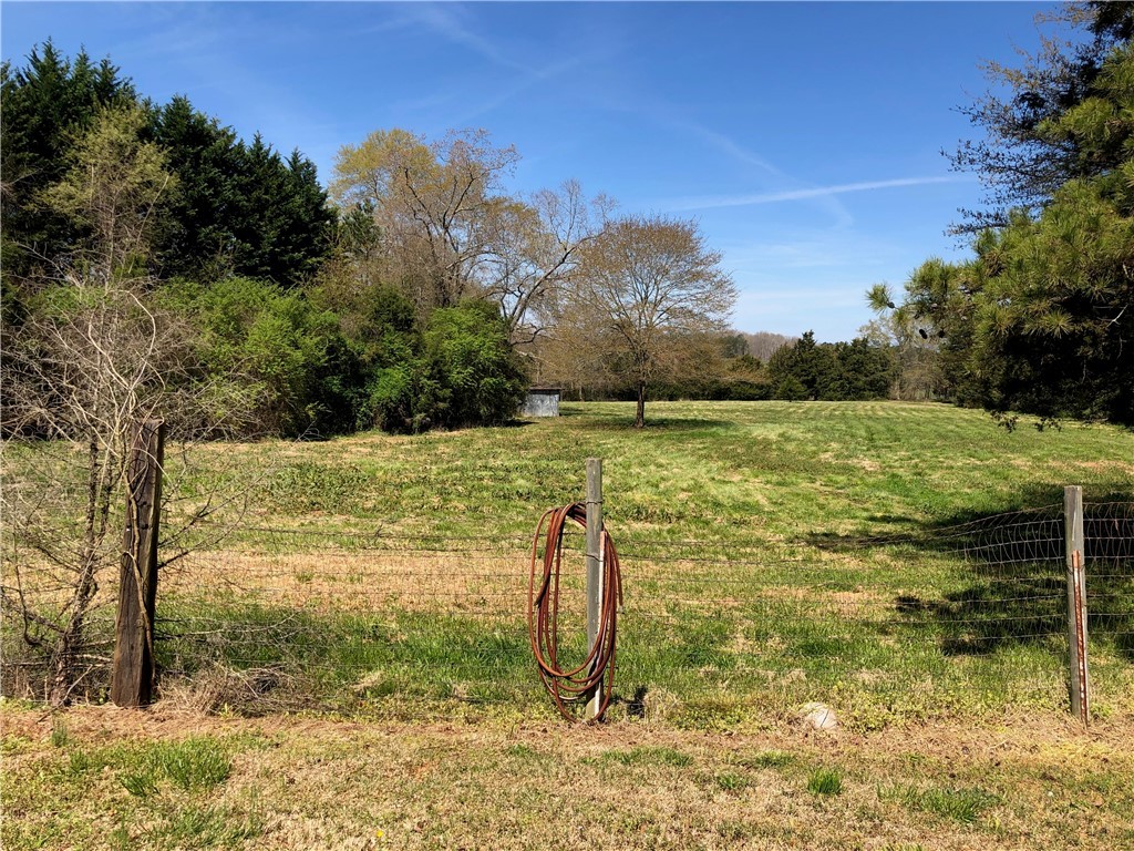740 State Rd S-4-163 Central, SC 29630 - Photo 8 of 16