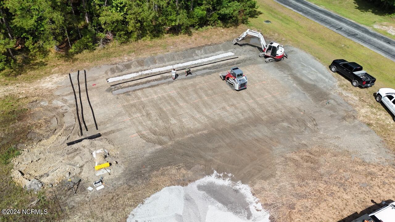 136 Garbacon Drive Beaufort, NC 28516 - Photo 16 of 38 DJI_20240625102648_0006_D Large