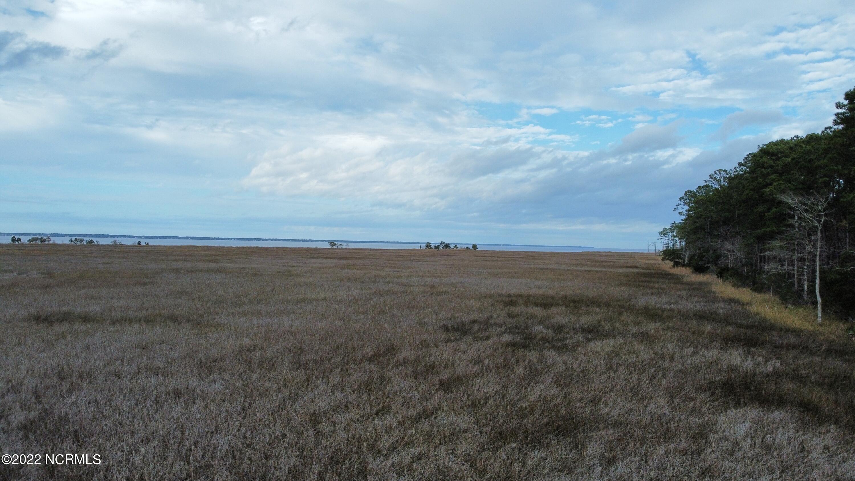 136 Garbacon Drive Beaufort, NC 28516 - Photo 22 of 38 dji_fly_20221122_143024_123_166921596904