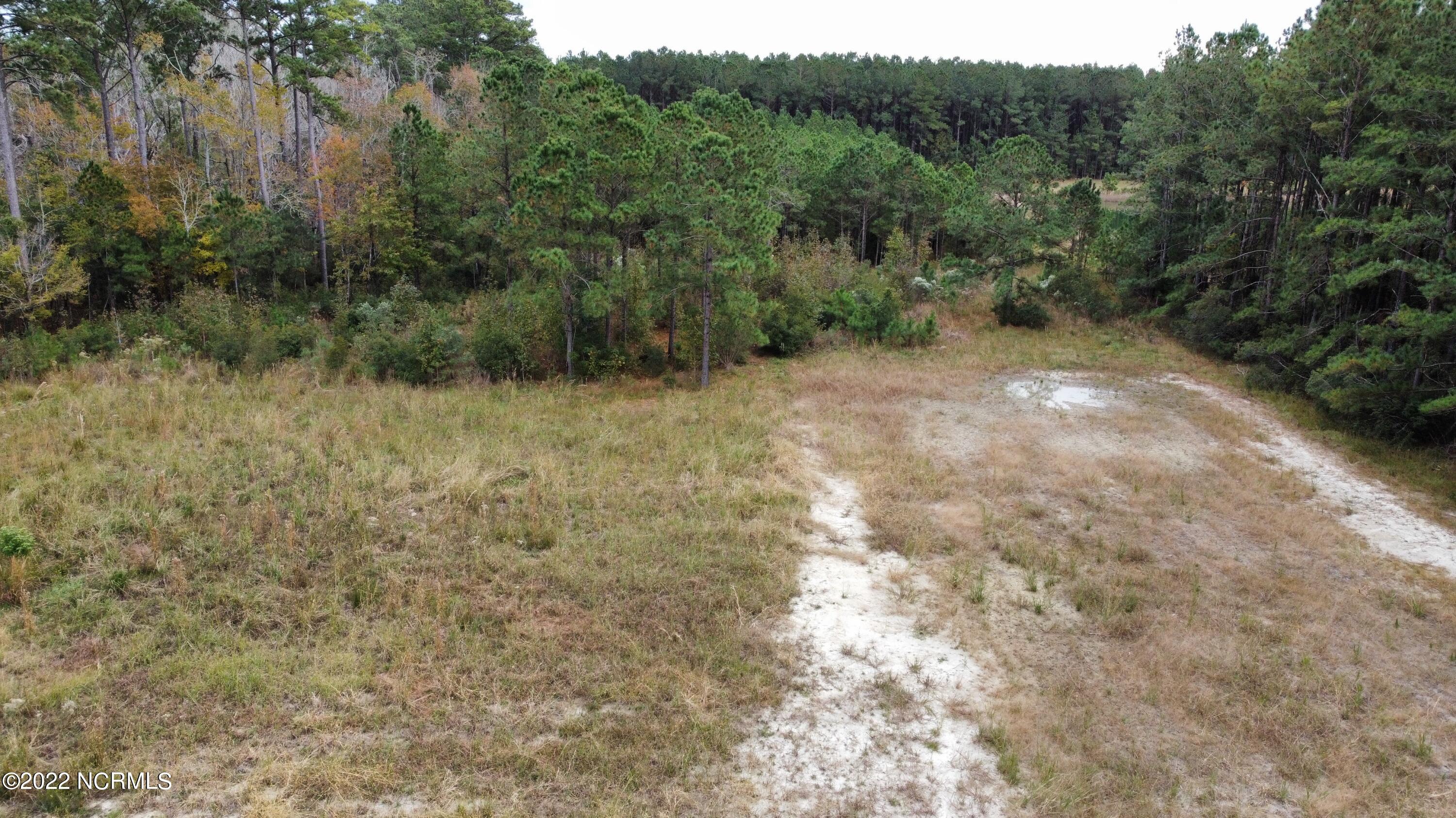 136 Garbacon Drive Beaufort, NC 28516 - Photo 7 of 38 dji_fly_20221122_142012_113_166921598775