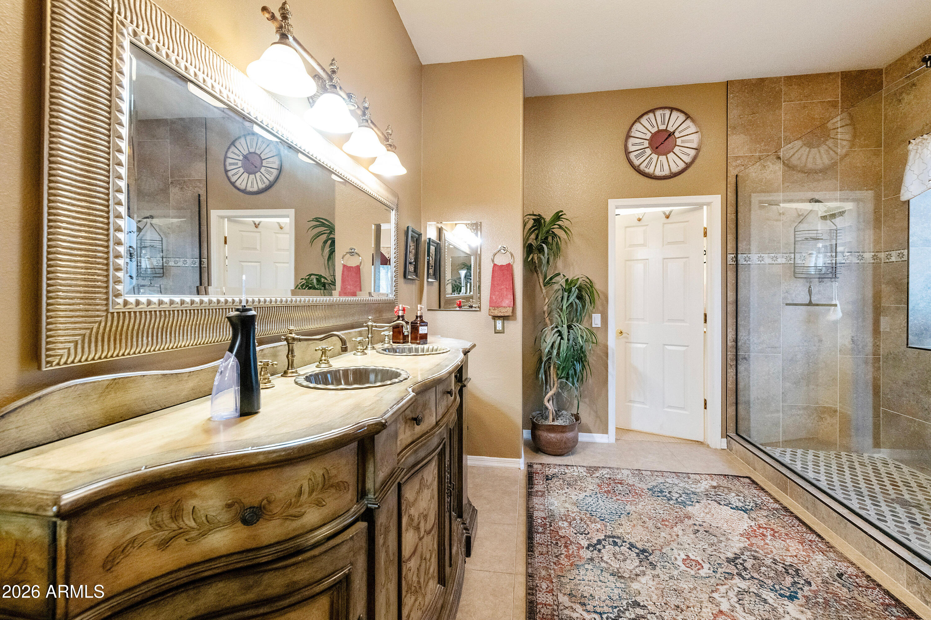 4100 East Strawberry Drive Gilbert, AZ 85298 - Photo 28 of 62 a very nice looking room with a large window