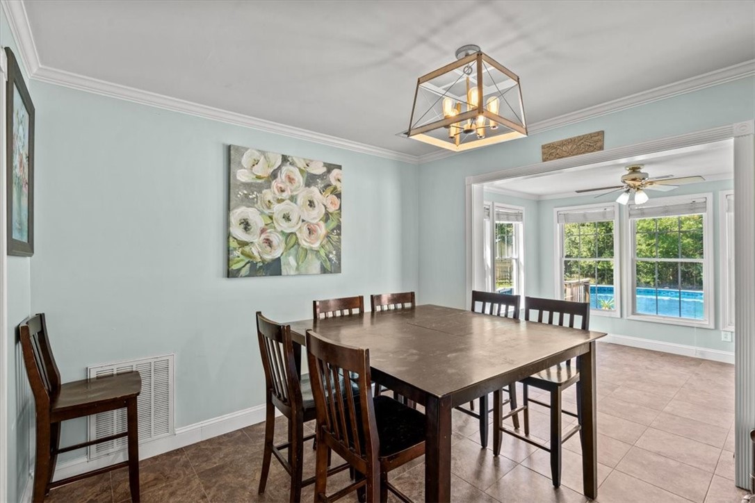 525 Hammond Road Belton, SC 29627 - Photo 11 of 26