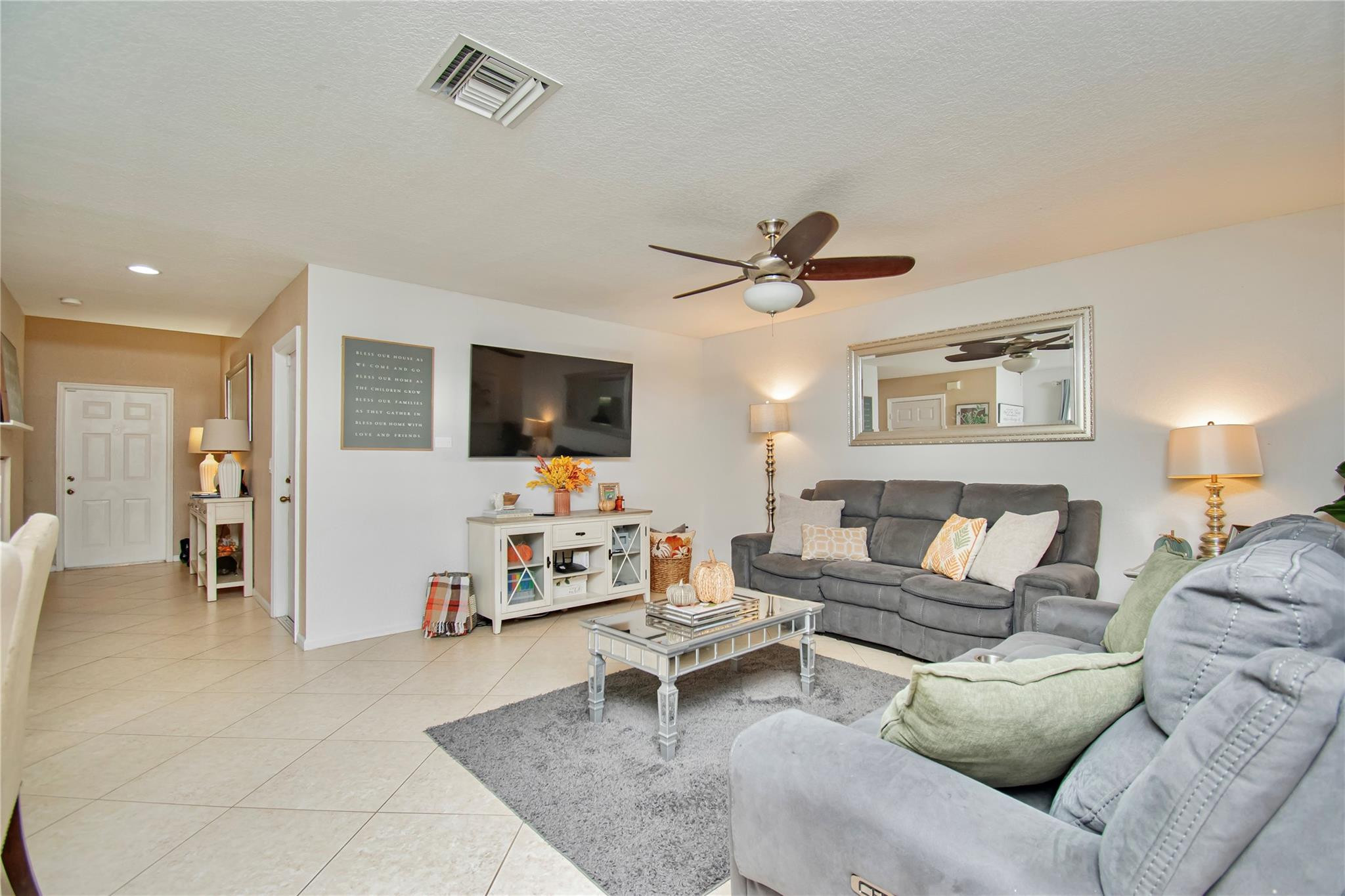 1055 Imperial Lake Road West Palm Beach, FL 33413 - Photo 7 of 53 Photo 7