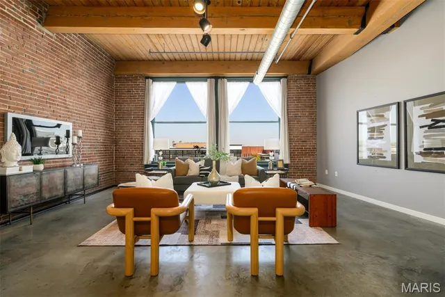 $214,900 | 901 Washington Avenue, Unit 411, St. Louis, MO 63101