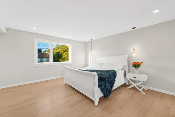 $4,600 | 312 Garfield Avenue, Unit 2, Jersey City, NJ 07305