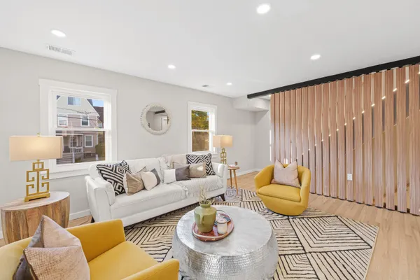 $4,600 | 312 Garfield Avenue, Unit 2, Jersey City, NJ 07305