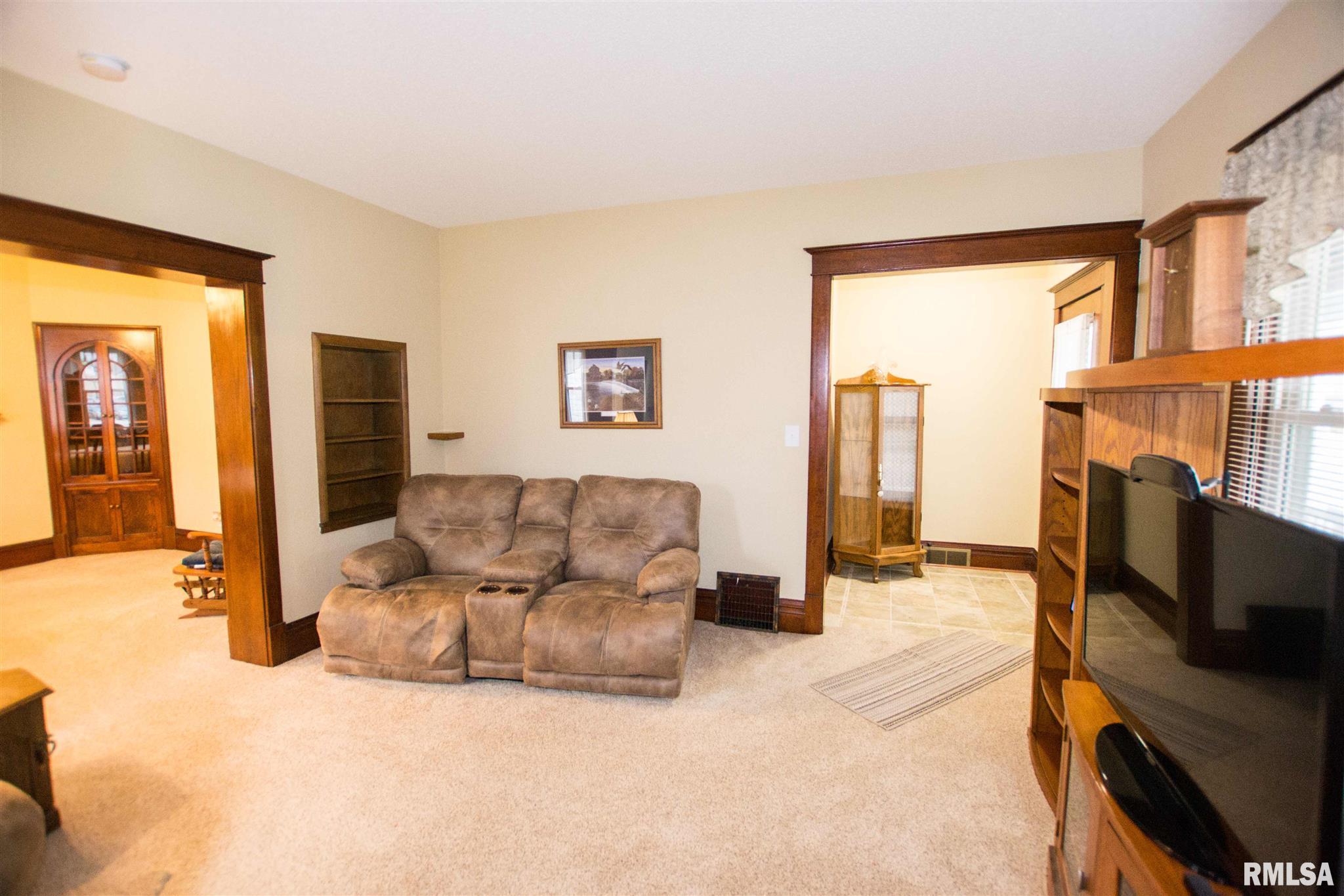 1310 North 2nd Street Clinton, IA 52732 - Photo 28 of 43 Gallery Image 28