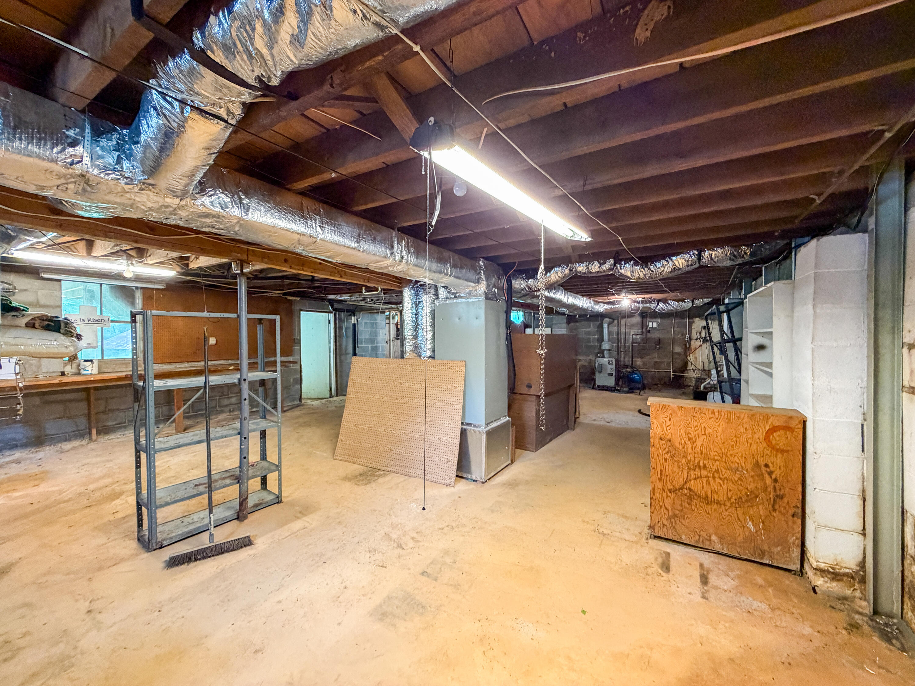 2045 Teges Creek Road Manchester, KY 40962 - Photo 47 of 78 LightroomRealEstateEdits-52