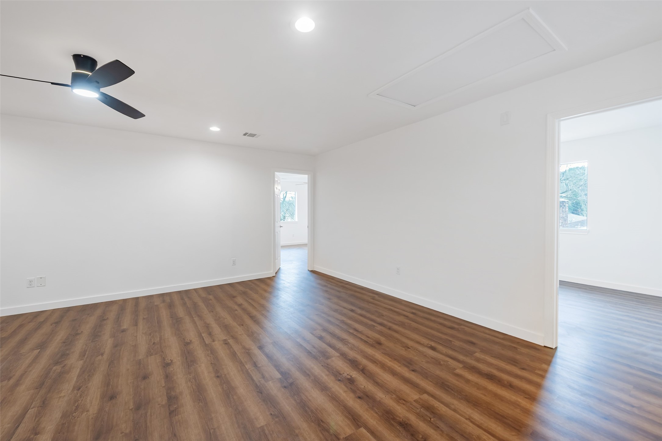 11703 North Perry Avenue Houston, TX 77071 - Photo 35 of 43 a view of an empty room and wooden floor