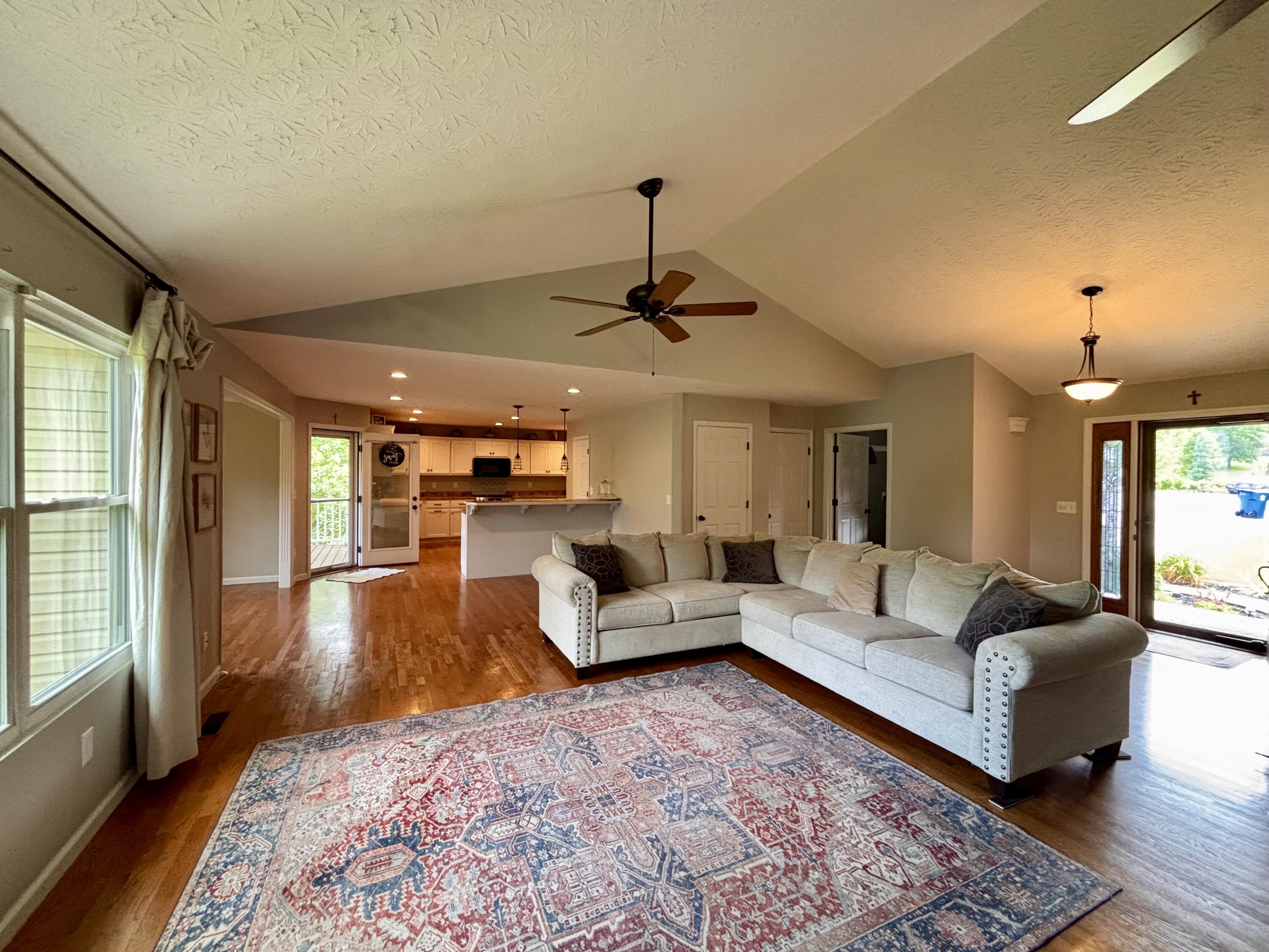 225 Maple Ridge Crittenden, KY 41030 - Photo 13 of 49 IMG_4461