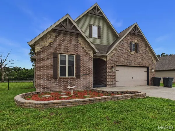 $325,000 | 104 Sweet Valley Circle, Crocker, MO 65452