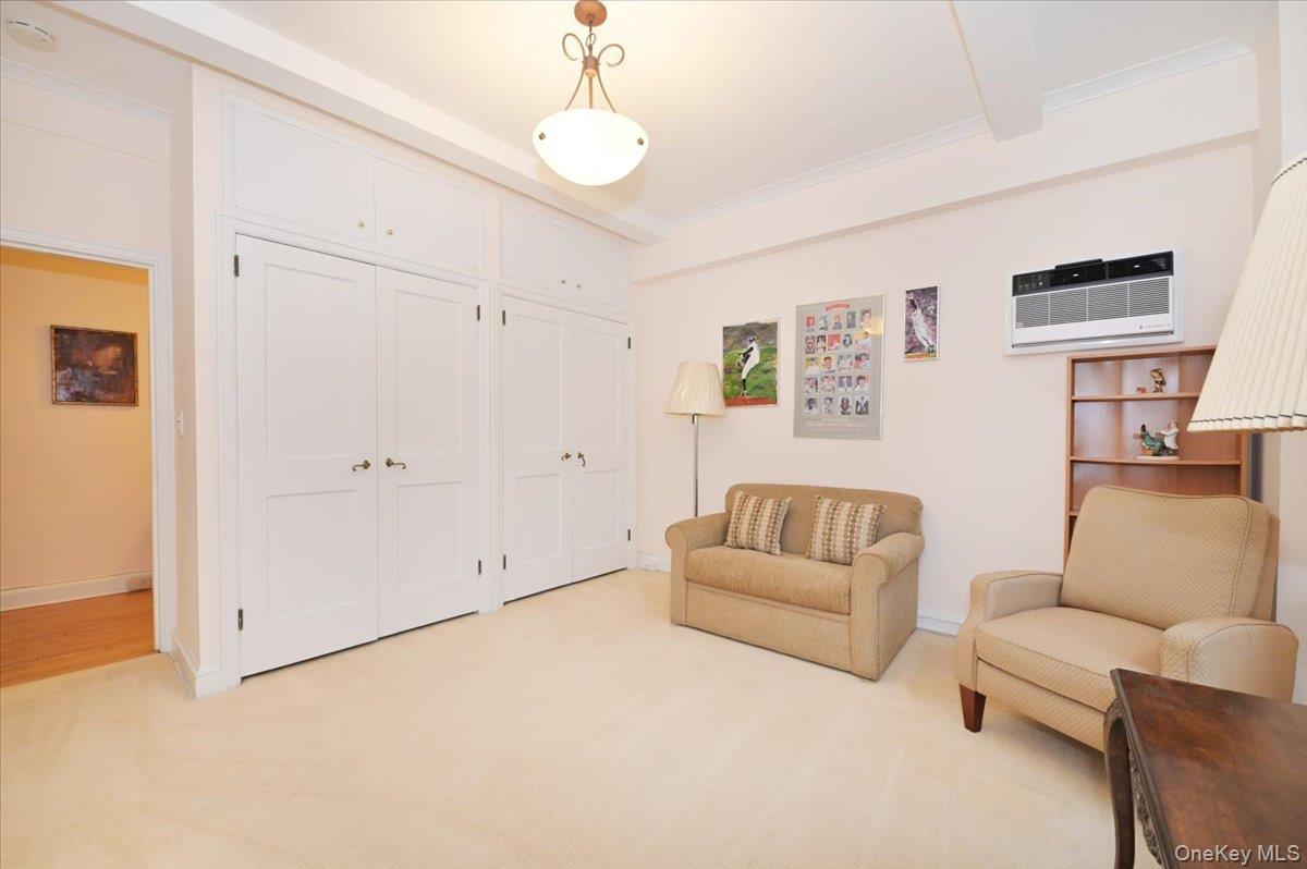 160 Middle Neck Road, Unit 2G Great Neck, NY 11021 - Photo 30 of 41 2nd Bedroom with Renovated En-Suite Full Bath