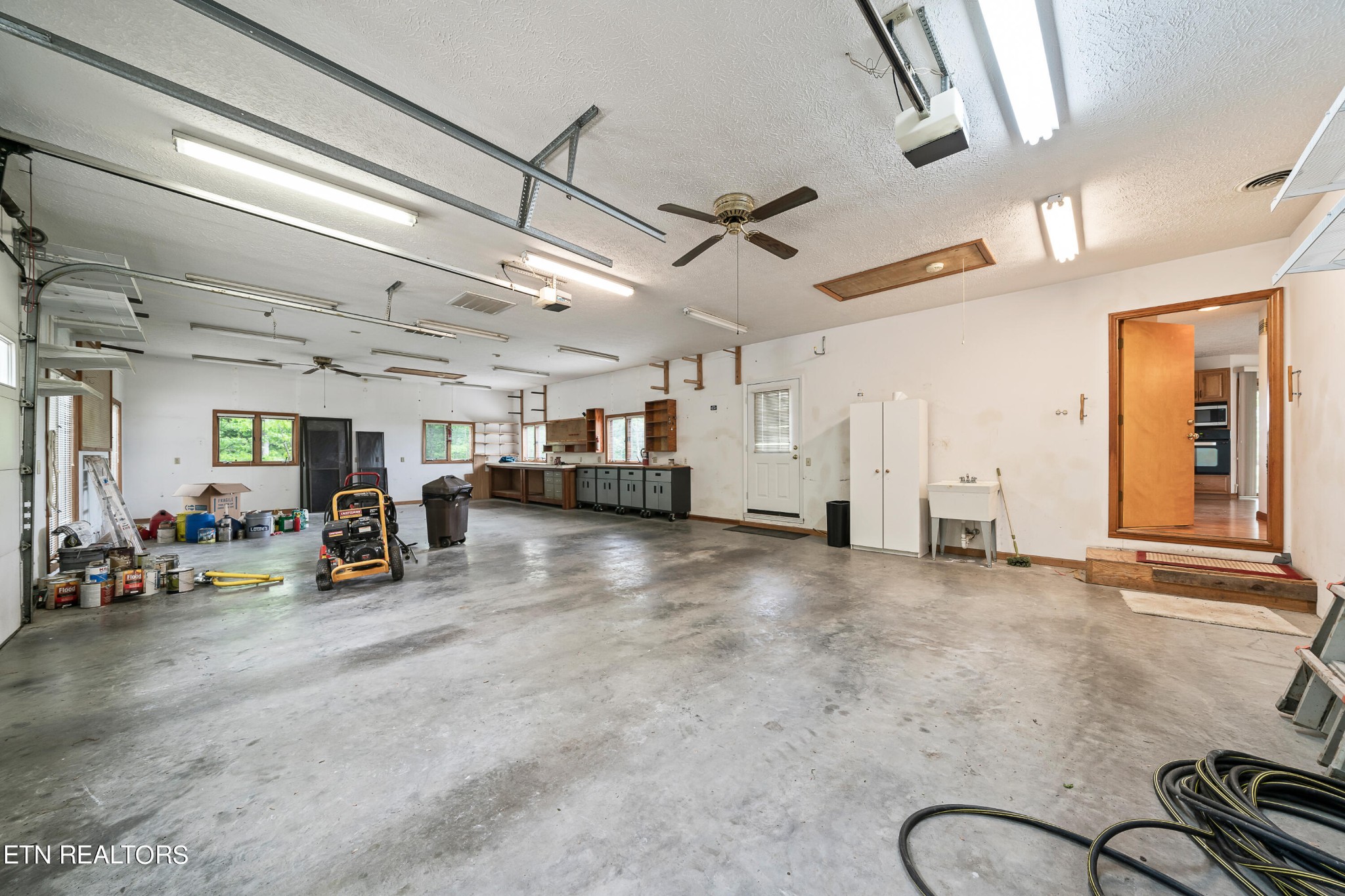 1540 East Overlook Road Monterey, TN 38574 - Photo 36 of 56 Gallery Image 36