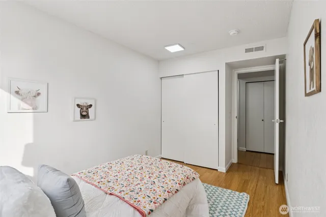 $500,000 | 16225 Northeast 12th Court, Unit F74, Bellevue, WA 98008