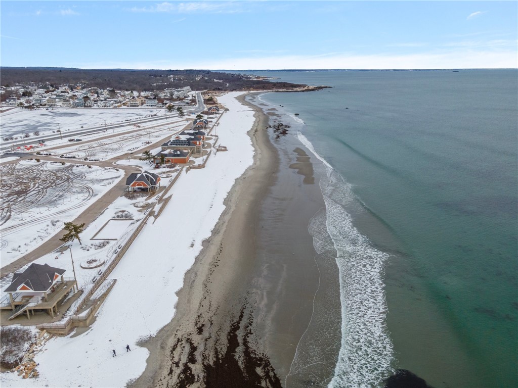40 Angell Road Narragansett, RI 02882 - Photo 7 of 50