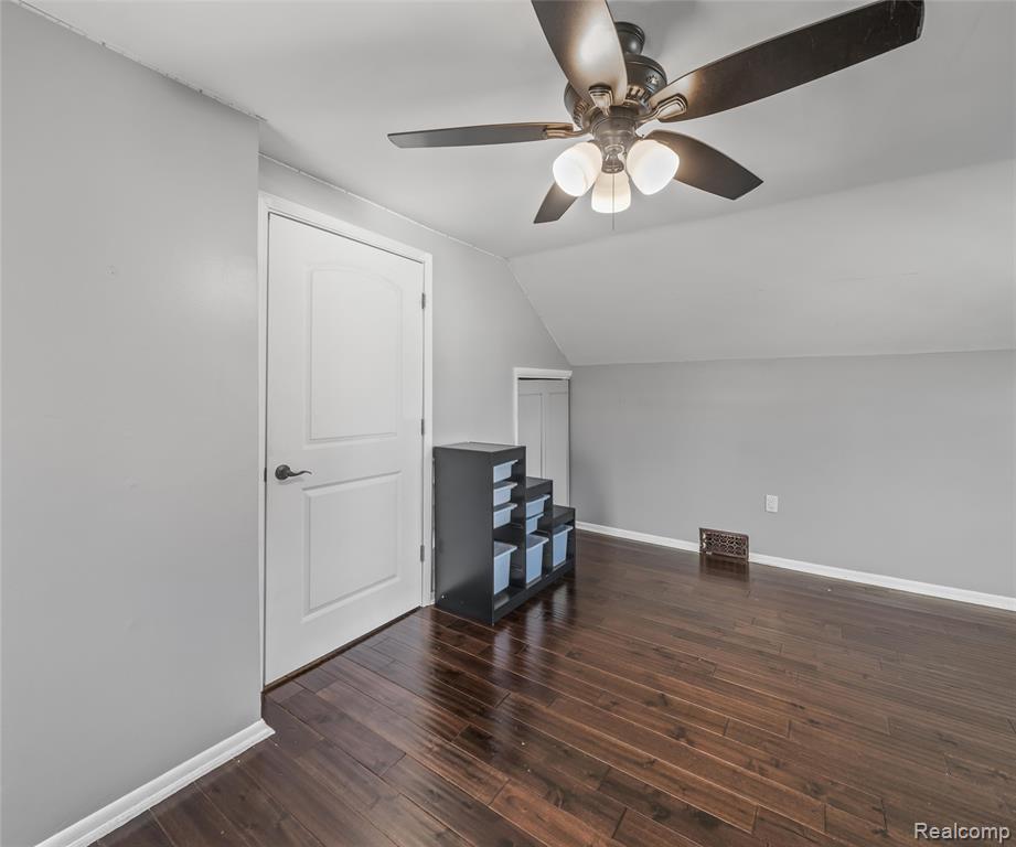 10225 Quirk Road Belleville, MI 48111 - Photo 36 of 66 Gallery Image 36