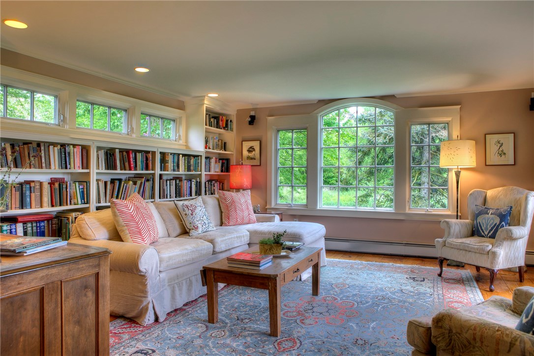3921 Main Road Tiverton, RI 02878 - Photo 17 of 30 Gallery Image 17