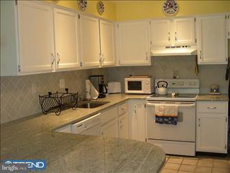 731 Wynnewood Road, Unit 36 Ardmore, PA 19003 - Photo 2 of 8 Kitchen